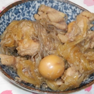 鶏ひき肉と白滝と玉ねぎの甘辛煮☆